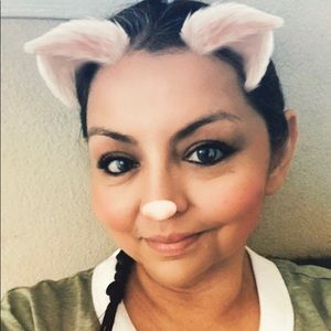 Meet your Posher, Christina